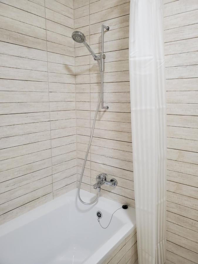 Vinna Просторі Апартаменти В Новобудові. Ternopil Exterior foto
